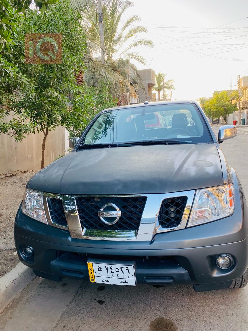نيسان فرونتر